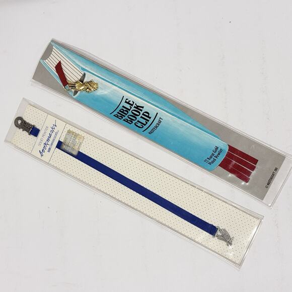 Vintage Set Of 2 Mastercraft Bookmarks Clip With Ribbon Isaiah 40:31 Gold T17 - Picture 2 of 8